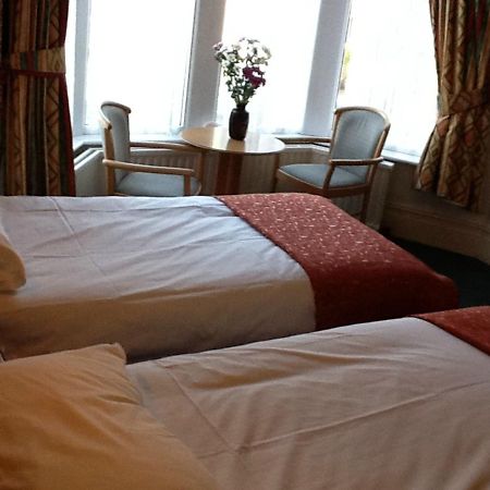Penrhys Hotel Cardiff Exterior photo